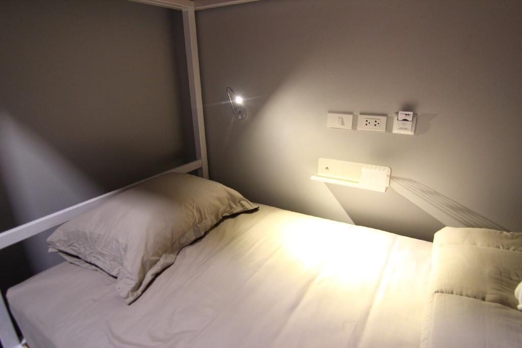 The Moon Hostel Huahin Luaran gambar