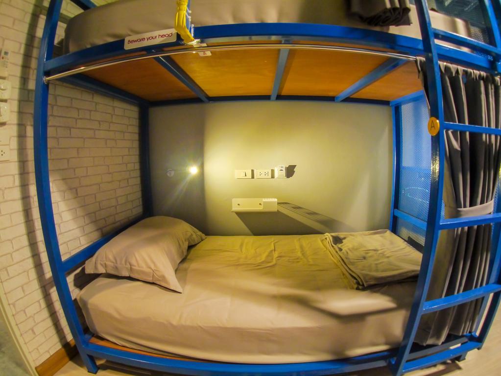 The Moon Hostel Huahin Luaran gambar