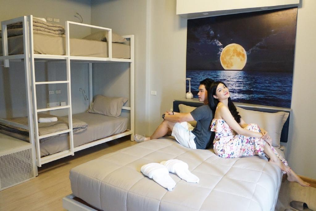 The Moon Hostel Huahin Luaran gambar