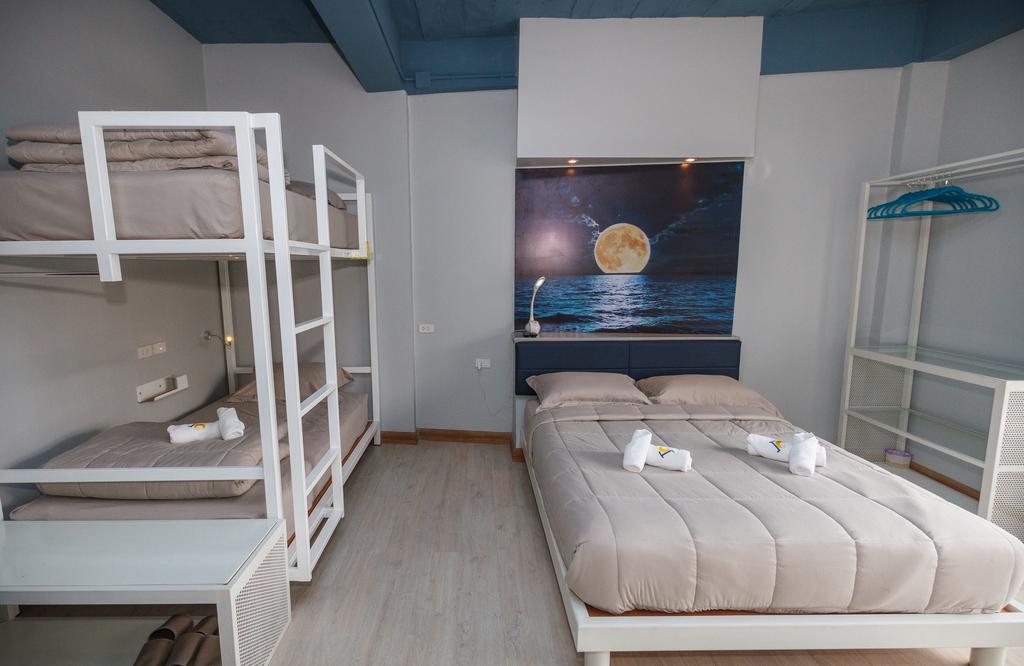 The Moon Hostel Huahin Luaran gambar