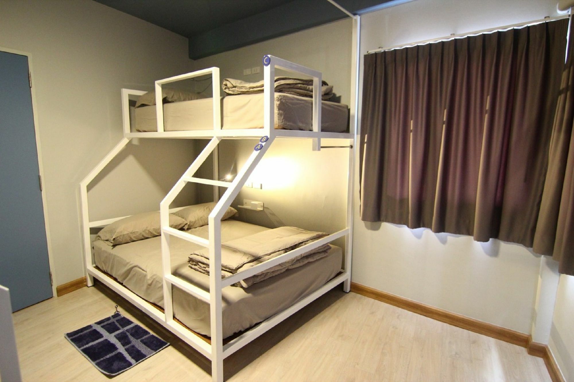 The Moon Hostel Huahin Luaran gambar